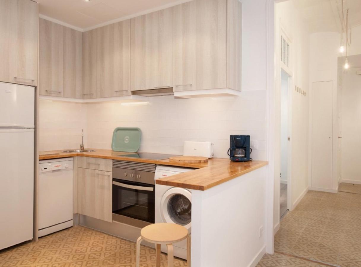Napoles - Modernist Flat Close To Sagrada Familia Barcelona Exteriör bild