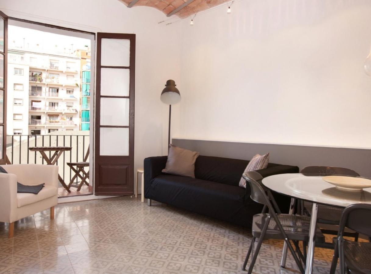 Napoles - Modernist Flat Close To Sagrada Familia Barcelona Exteriör bild