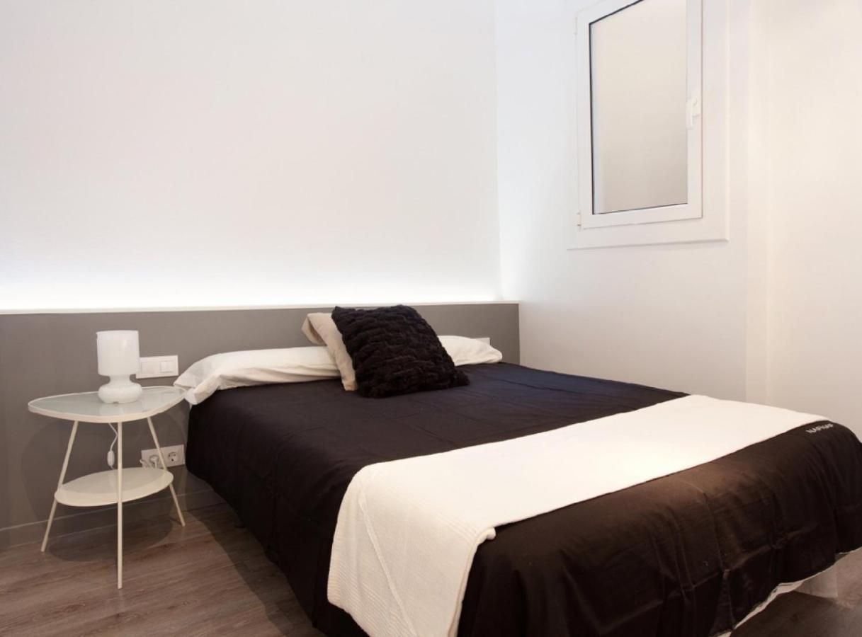 Napoles - Modernist Flat Close To Sagrada Familia Barcelona Exteriör bild